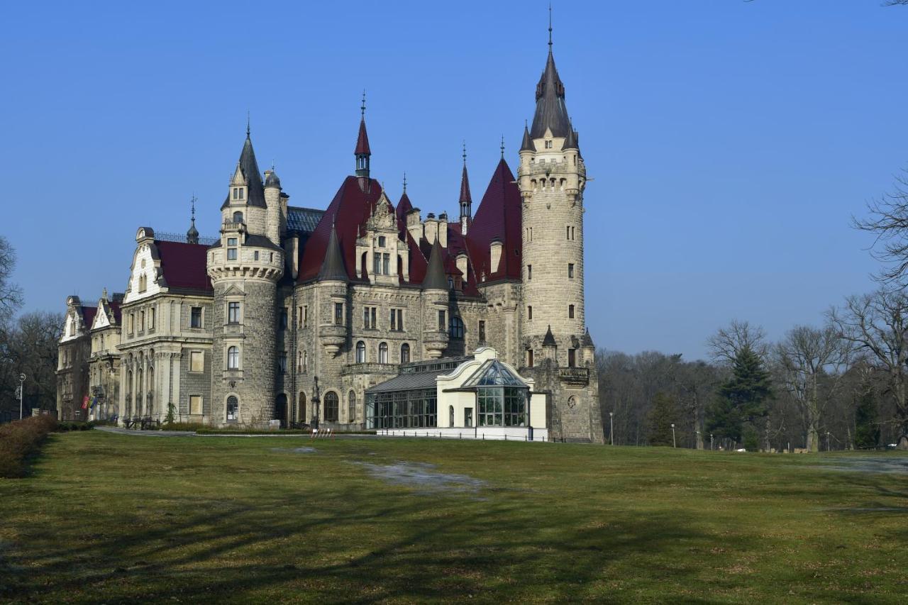 Hotel Moszna Zamek Exterior foto